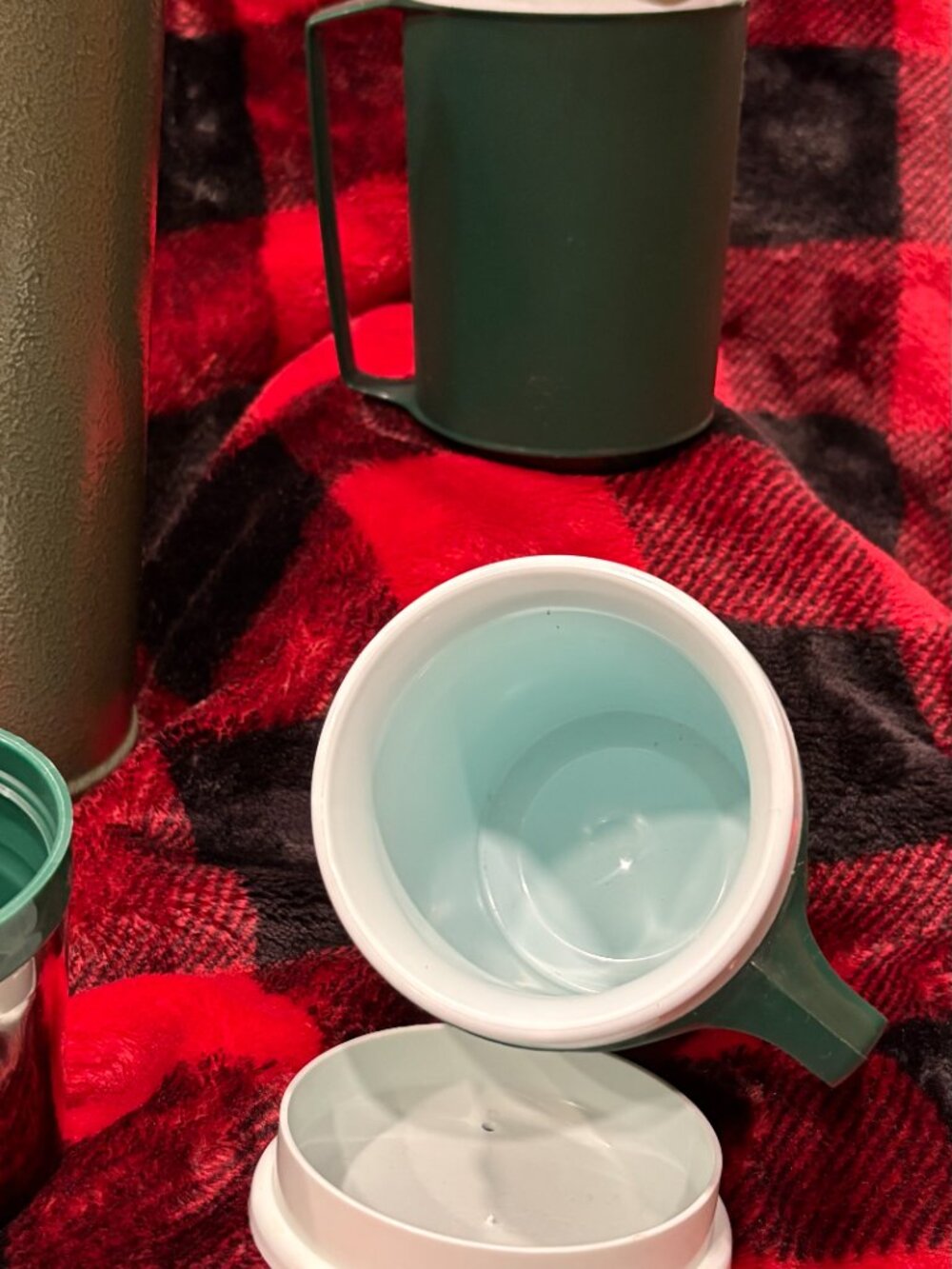 Aladdin Stanley 1-Quart Thermos A-944DH | Green Hammertone | Complete w/ 2 Cups - Picture 7 of 8